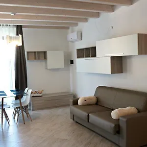 Paradeisos Sas Appart hôtel